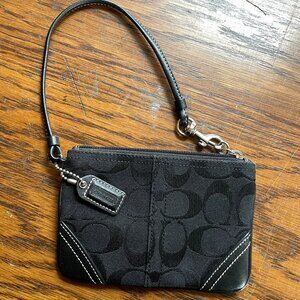 Coach Wristlet Black